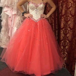 Prom gown